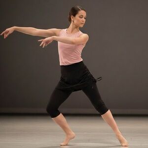 SPANX Black Athletic Side Ruched Mini Capri Skort Size S